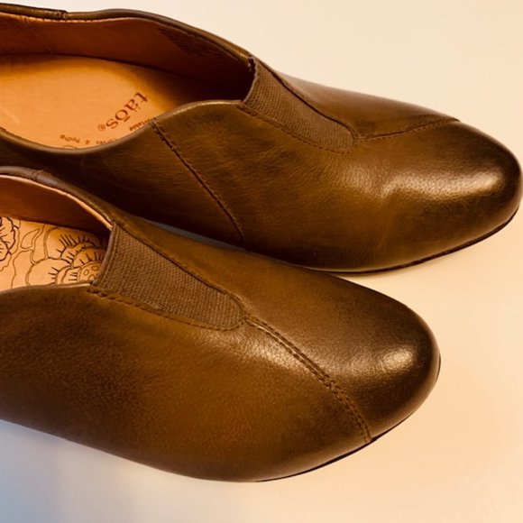 taos® Leather Women's Ankle Booties Light Brown Color 2" Medium High Heel NEW - Picture 3 of 7